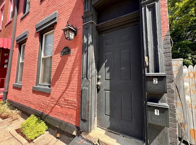 Photo - 1815 Locust St Apartment