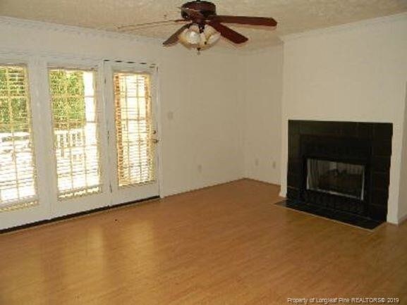 Foto del edificio - 392 Bubble Creek Ct