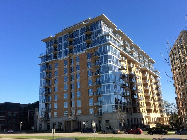 Foto del edificio - 625 N Segoe Rd