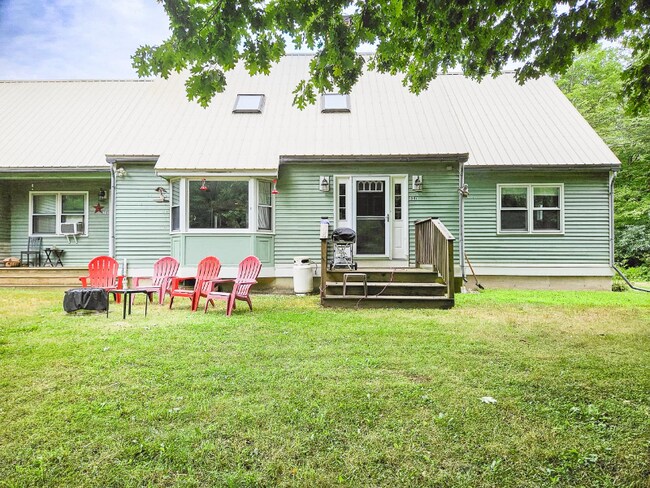 Foto del edificio - 34 Hidden Meadows Ln
