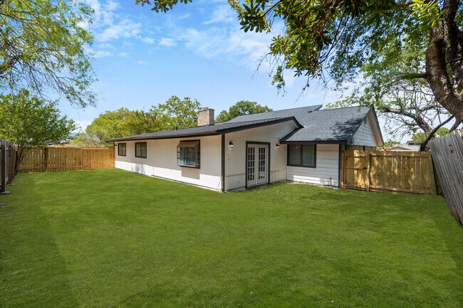 Nice backyard - 8802 Welles Creek Cir