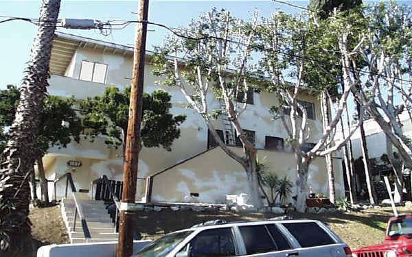 Building Photo - 1937 Grace Ave