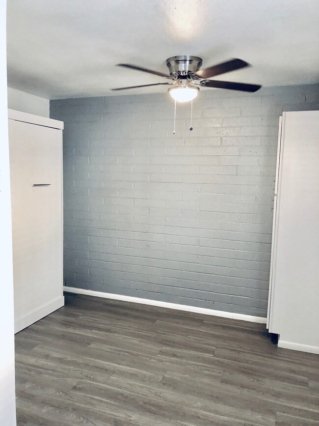 Foto del edificio - 500 E Montebello Ave