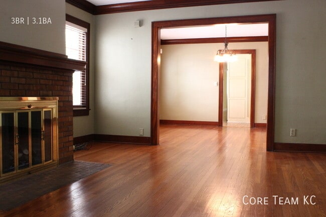 Building Photo - 4819 Jarboe St