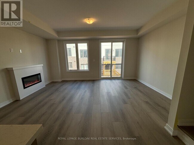Building Photo - 1319-1319 Shevchenko Blvd