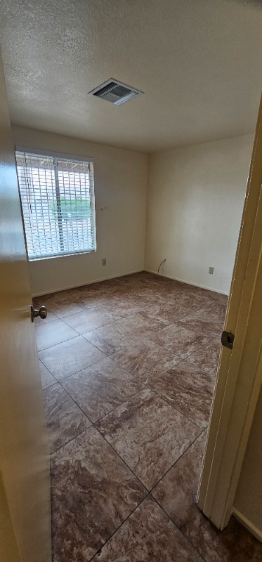 Building Photo - 2611 W Vereda Verde