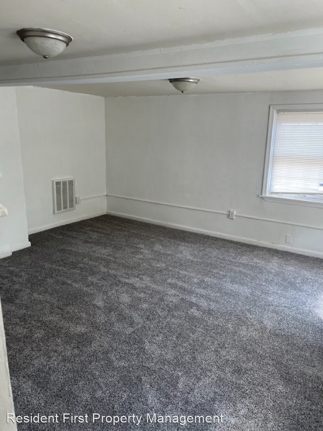Building Photo - 3 br, 1 bath House - 256 Wayne Ave