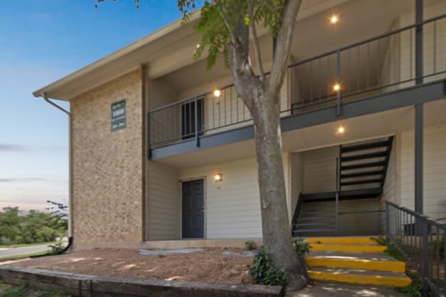 Community Exterior - River Point