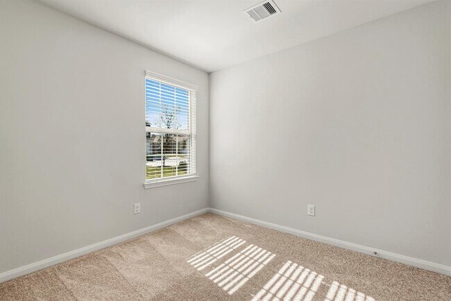 Building Photo - 8208 Sunberry Shadow Dr