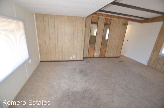 Building Photo - 3000 N ROMERO RD