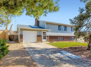 Building Photo - 1750 S Ouray Ct