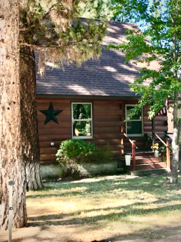 Building Photo - 925 E Barker Blvd