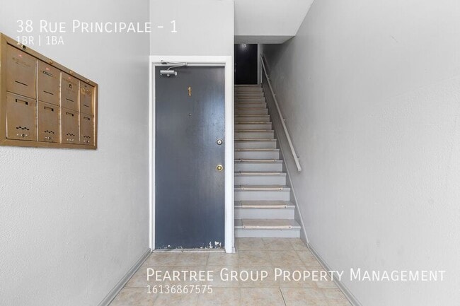 Building Photo - Perfect Principale** -Newly Renovated--Ayl...