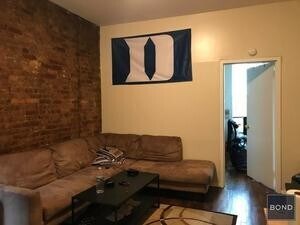 Foto principal - 331 E 33rd St