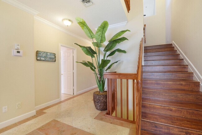 Building Photo - 125 Ocean Key Way