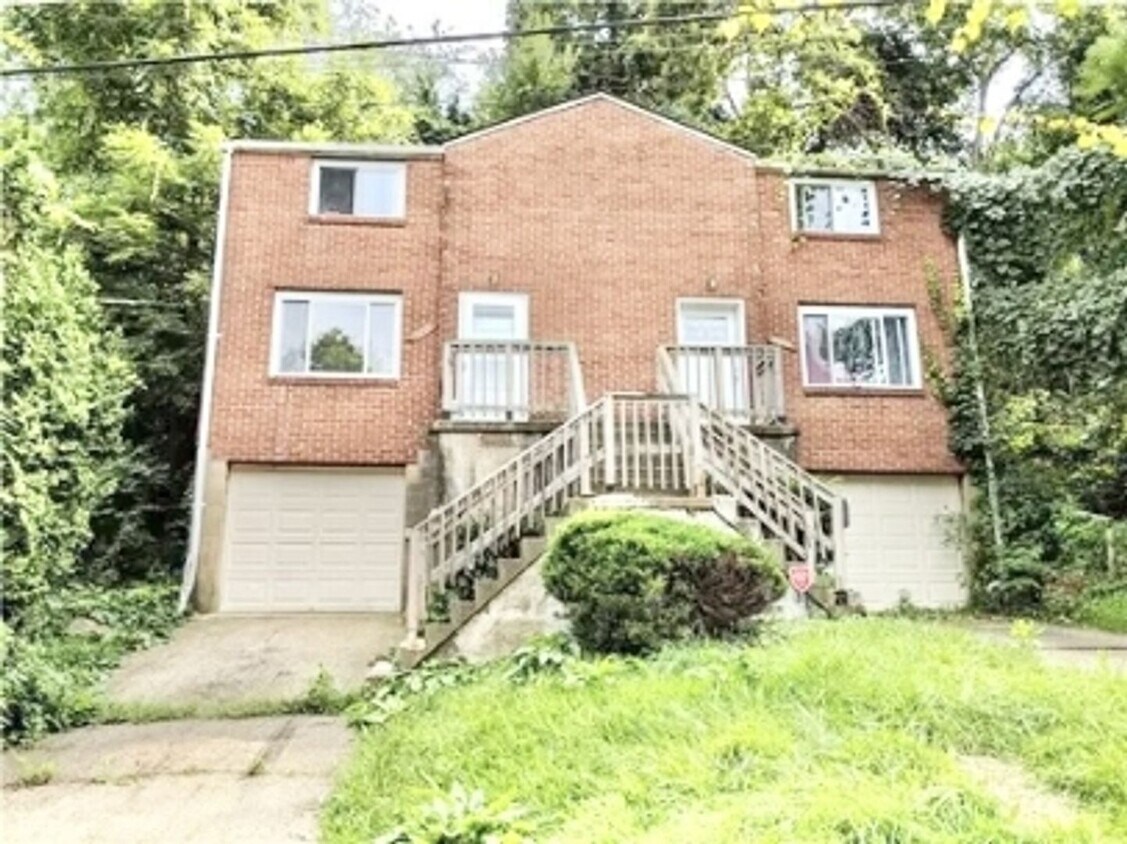 2 bed/1 bath townhome 15221 - 2 bed/1 bath townhome 15221