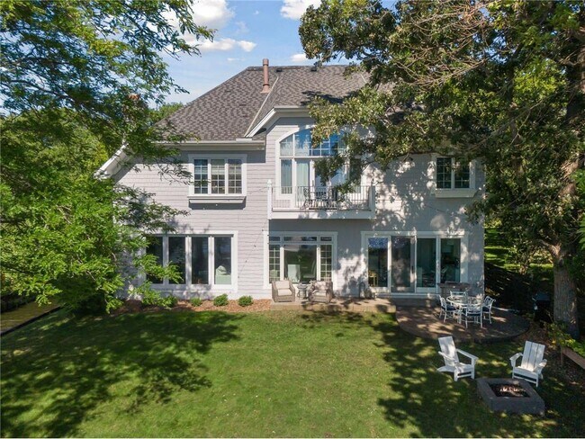 Building Photo - 3115 N Shore Dr