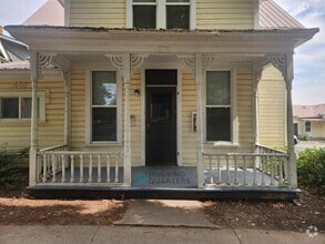 Building Photo - 519 4th St