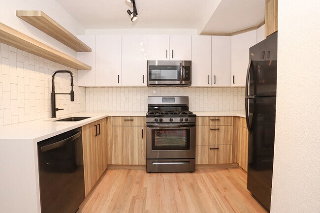 Foto del edificio - 1550 Milwaukee St.