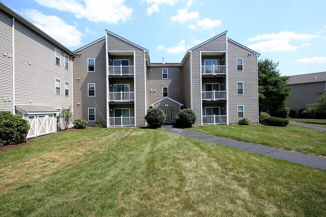Building Photo - 4 Marc Dr