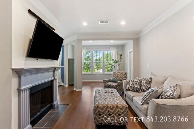 Foto del edificio - 1731 Chatelain Way