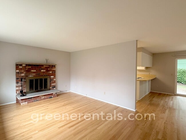 Building Photo - 3BD/1BA West Olympia Rambler