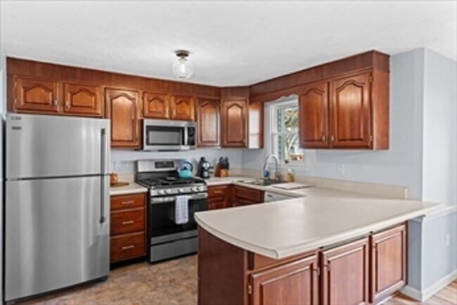 Foto del edificio - Two Bedroom Townhouse in sought after Will...