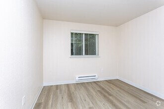 3BR, 2BA - 1,100SF - Bedroom - Westhampton