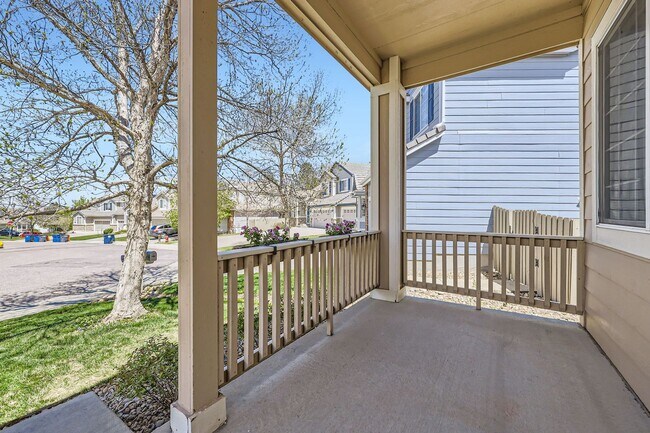 Foto del edificio - Walkability, Space, and Sunshine: 4Bd Home...