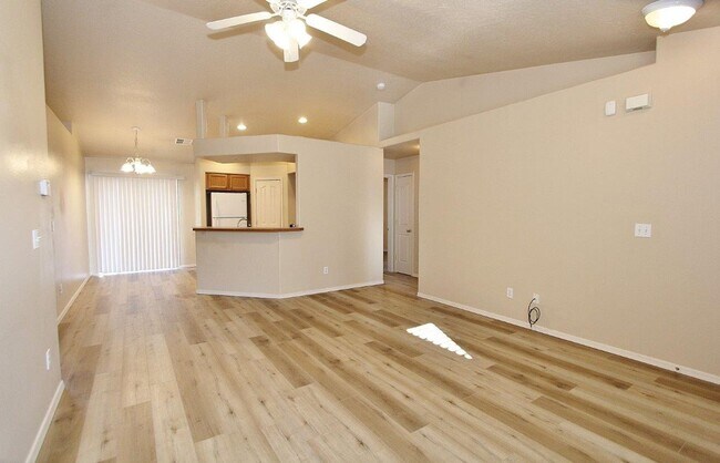 Foto del edificio - Immaculate Single-Level Home