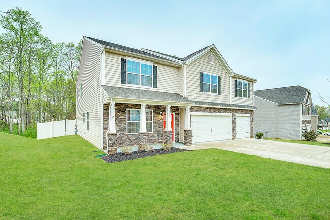 Building Photo - 117 Rippling Water Dr