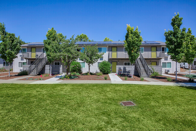 Foto del edificio - Woods Grove