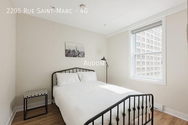 Building Photo - 2205 Rue St Marc