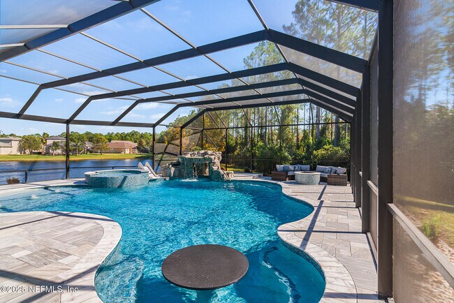 Building Photo - 217 Bonita Vista Dr