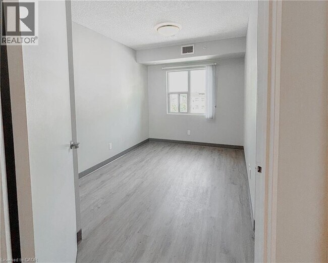 Building Photo - 595 Strasburg Rd