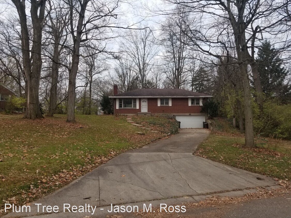 Primary Photo - 3 br, 1 bath House - 1810 Dix Road
