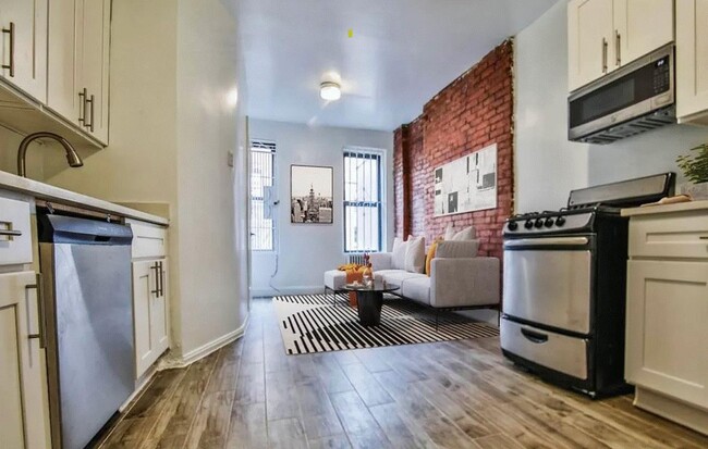 Interior Photo - 414 East 71st Street