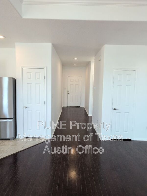 Building Photo - 11501 Murron Dr