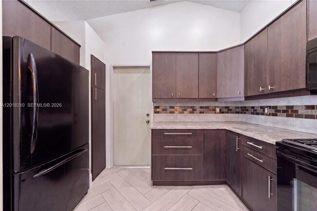 Building Photo - 4334 Mahogany Ridge Dr