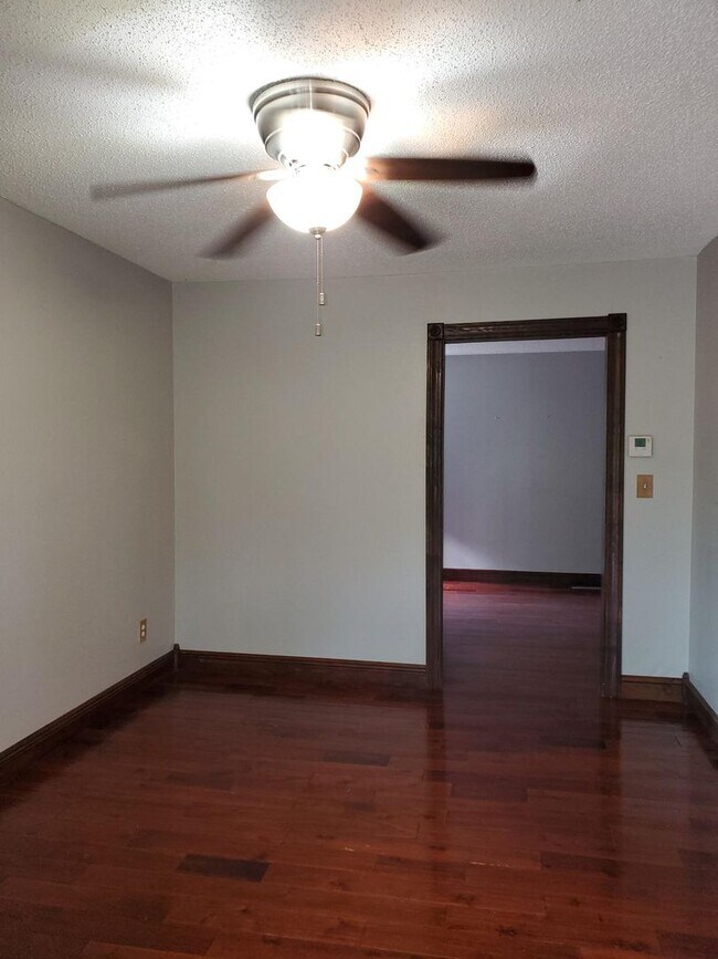 Foto del edificio - 936 S Longfellow St