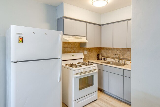 Foto del edificio - 8136 S Kedzie Ave