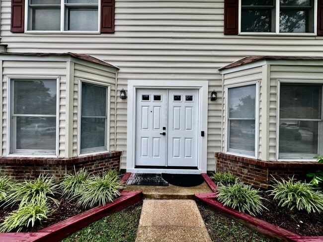 Building Photo - Spacious 3 bedroom home in Wesleyan Chase