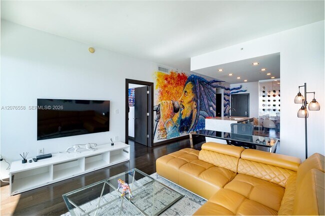 Foto del edificio - 900 Biscayne Blvd