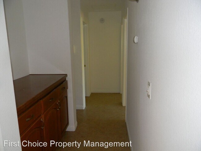 Building Photo - 4 br, 2 bath House - 10425 Allenby Street