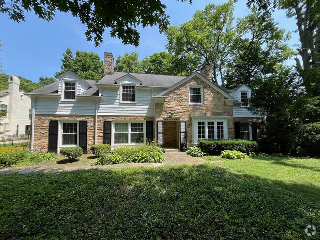 Building Photo - 315 E Westfield Blvd