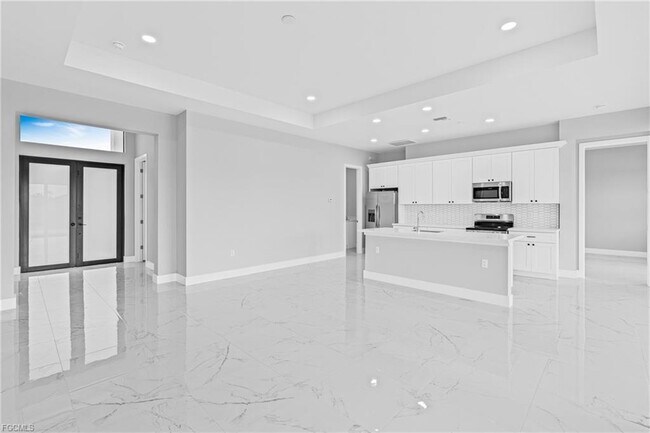 Building Photo - 2511 NW 25th St