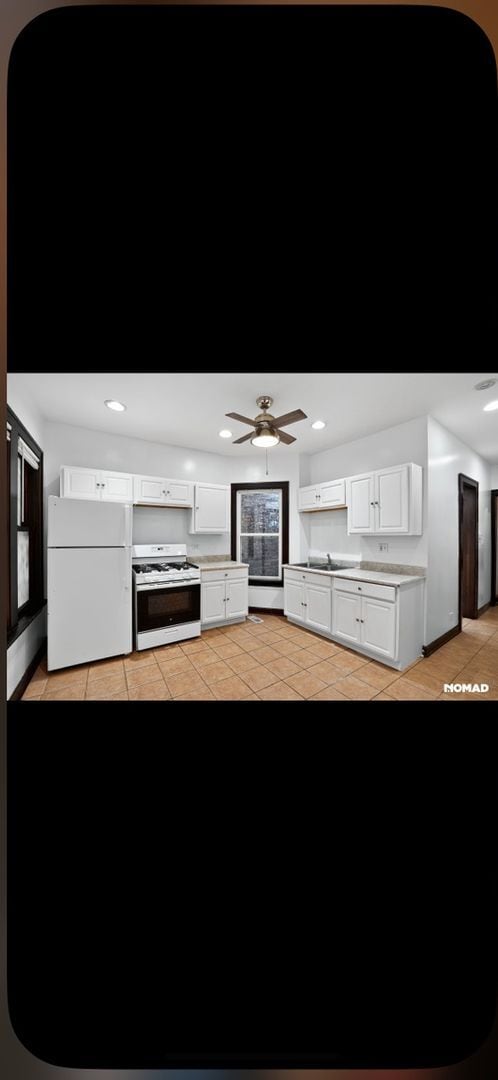 Foto del edificio - 2332 S Marshall Blvd