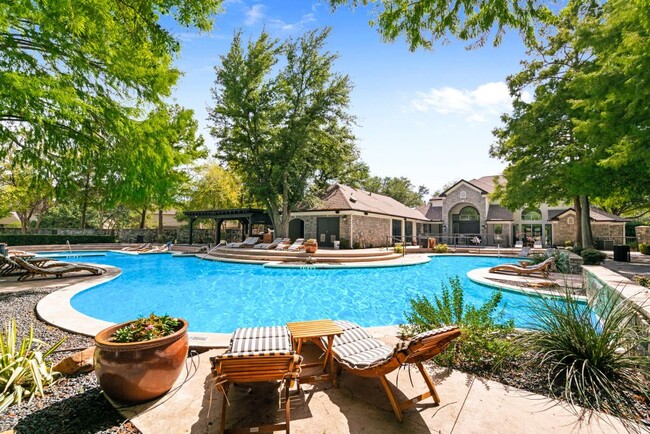 The Chase Apartments - Apartments in Dallas, TX | Apartments.com