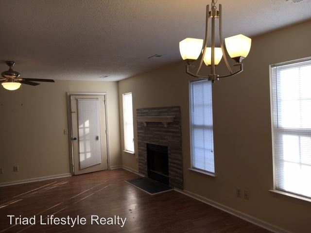 Building Photo - 27 Meadowood Glen Way
