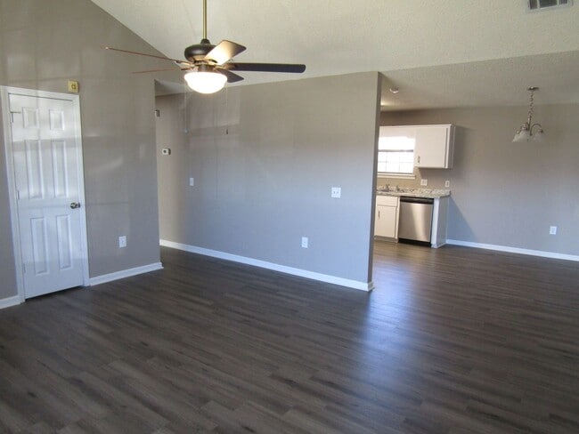 Building Photo - 1271 Windrow Dr